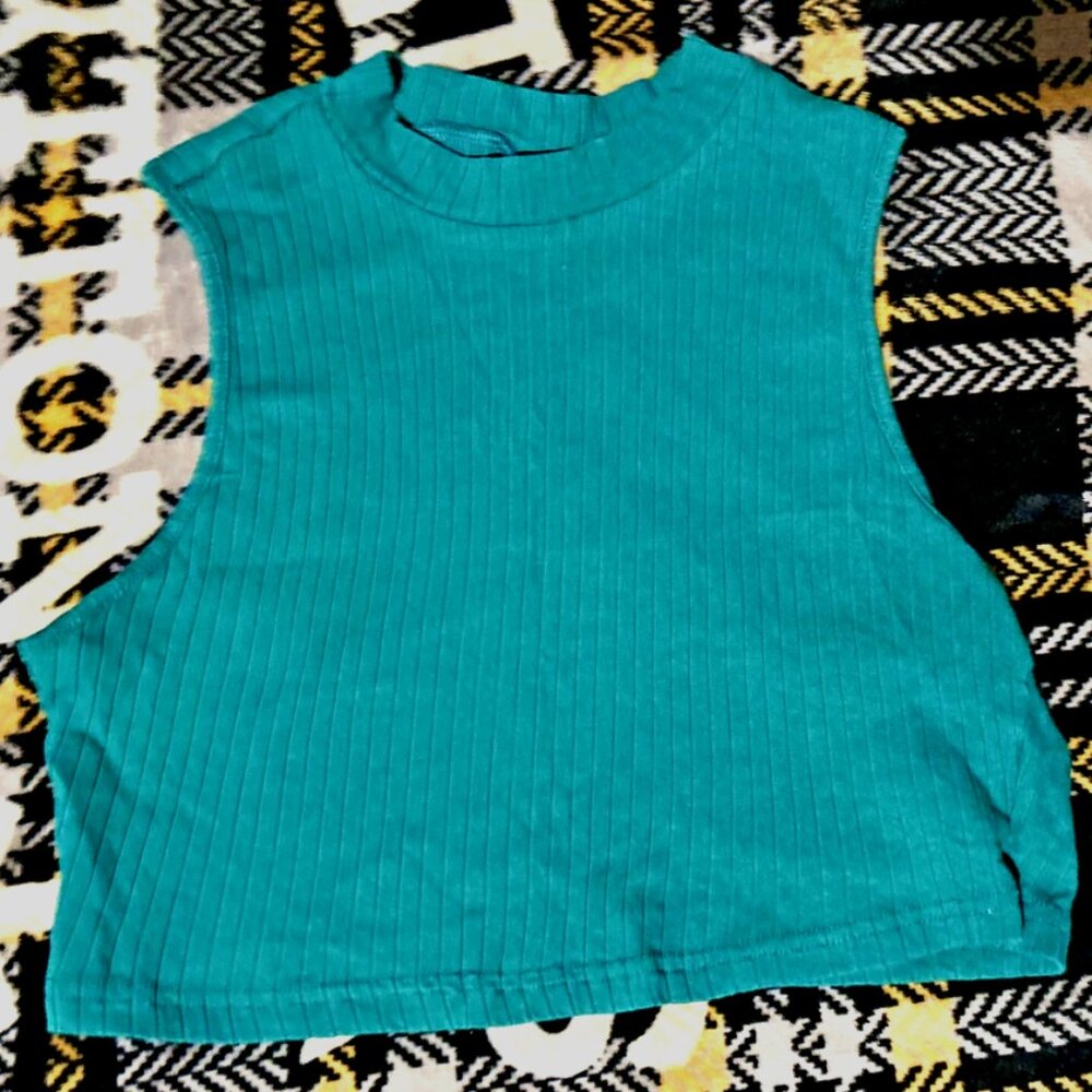 Shein Tank Crop Top Women's Size L Green Sleeveless Knit Casual Stretch